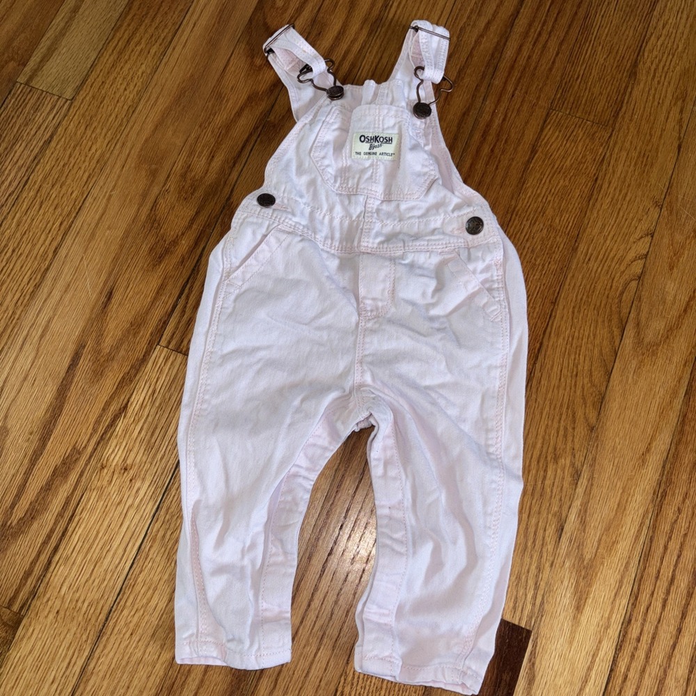 Oshkosh B'gosh Baby‎ Vestbak Overalls Size 9 Months Pale Pink